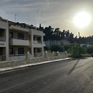 Lighthouse Ξενοδοχείο με διαμερίσματα Κρυοπηγή