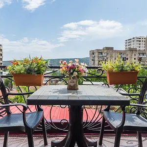 Hotel S.r Tbilisi