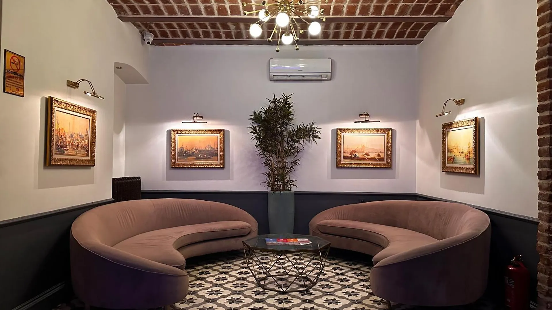 Royal Tophane Istanbul Hotel