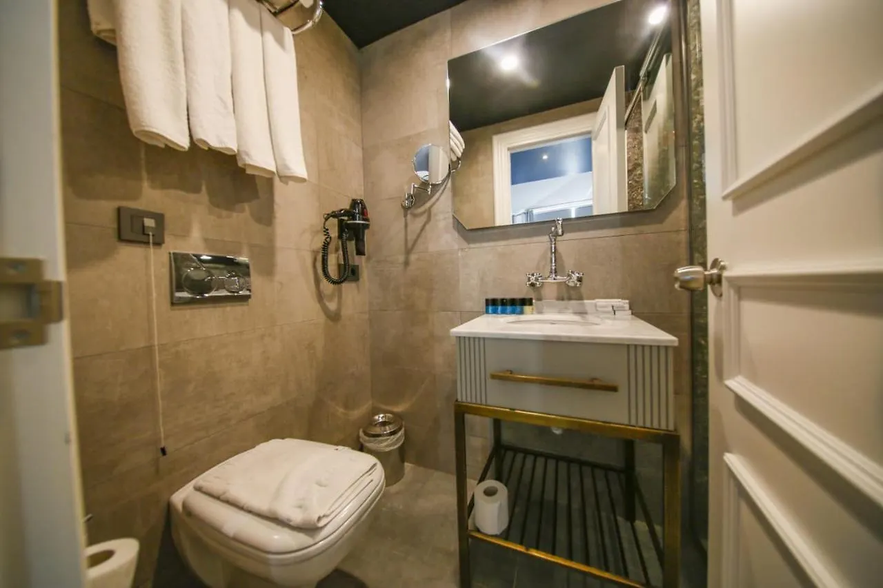 Royal Tophane Istanbul Hotel